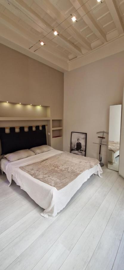 Savelli Apartment Old Town - Near Navona Place Rome Bagian luar foto